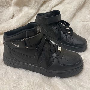 Black Nike Air Force Ones